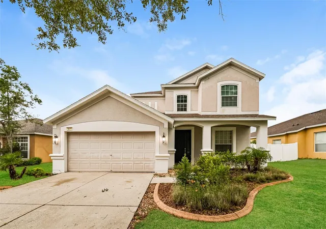 Photo 1 of Single family home for sale at 2026 Heartland Cir, Valrico, FL 33594 | MLS# O6427354 | Listing updated on 2026-09-25