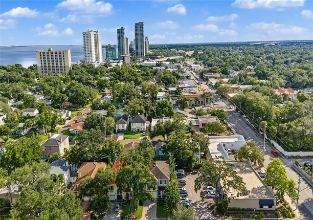 Photo 1 of Single family home for sale at 3010 W San Isidro St, Tampa, FL 33629 | MLS# TB8531803 | Listing updated on 2026-10-28