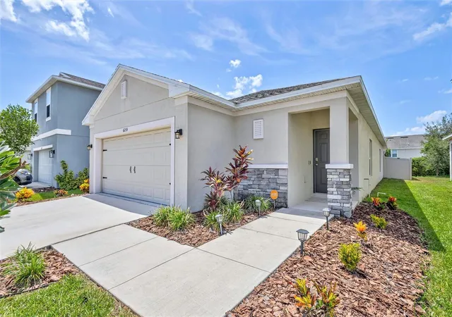 Photo 2 of Single family home for sale at 6255 Springmont Loop, Palmetto, FL 34221 | MLS# A4700785 | Listing updated on 2026-09-25