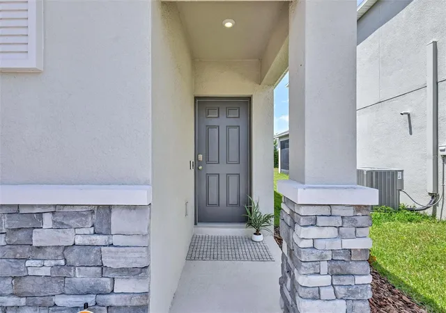 Photo 3 of Single family home for sale at 6255 Springmont Loop, Palmetto, FL 34221 | MLS# A4700785 | Listing updated on 2026-09-25