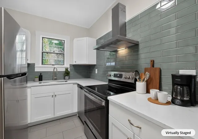 Photo 2 of Single family home for sale at 813 E New Orleans Ave, Tampa, FL 33603 | MLS# TB8531813 | Listing updated on 2026-09-28