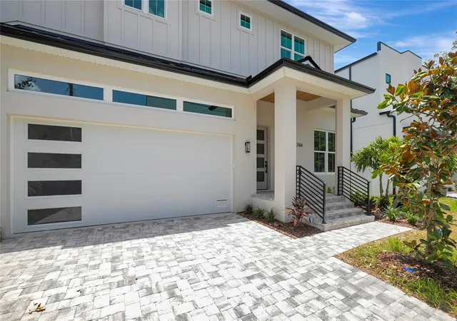 Photo 3 of Single family home for sale at 3106 W Coachman Ave, Tampa, FL 33611 | MLS# TB8531821 | Listing updated on 2026-10-08