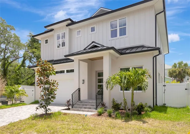 Photo 3 of Single family home for sale at 3106 W Coachman Ave, Tampa, FL 33611 | MLS# TB8531821 | Listing updated on 2026-10-10