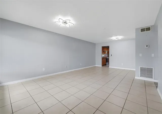 4th image of 220 Cherokee Ct #104, Altamonte Springs, FL 32701 | MLS# O6427392