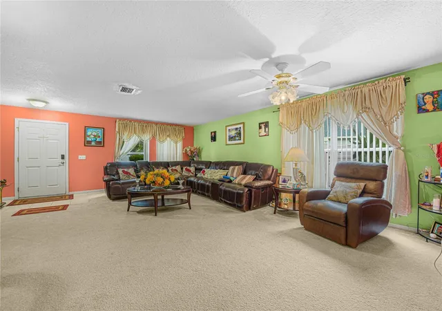 Photo 3 of Single family home for sale at 7448 Hunters Greene Cir, Lakeland, FL 33810 | MLS# L4963716 | Listing updated on 2026-07-28