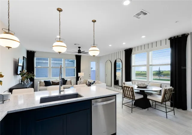 Photo 5 of Sale Pending at 6373 Argent Wood Dr, Winter Garden, FL 34787 | MLS# O6427405 | Listing updated on 2026-07-27