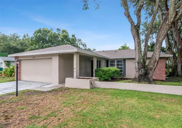 1st image of 2958 Dundee Dr, Palm Harbor, FL 34684 | MLS# TB8531870