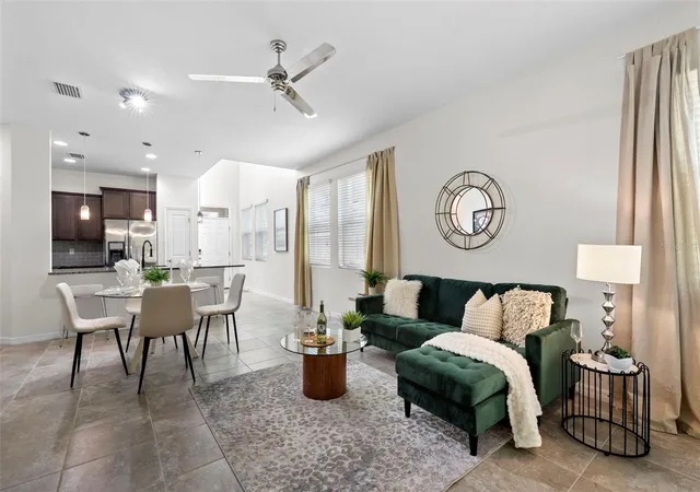 3rd image of 5252 6Th Wy N, Saint Petersburg, FL 33703 | MLS# TB8531893