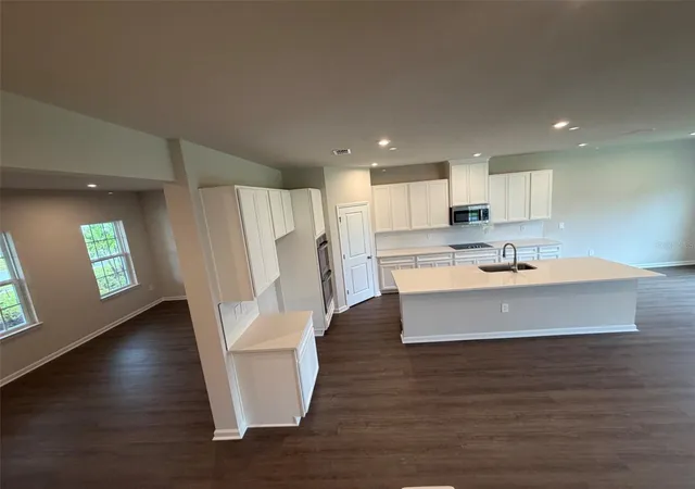 Photo 3 of Single family home for sale at 1658 W Palms Dr, Port Charlotte, FL 33953 | MLS# W7887903 | Listing updated on 2026-10-03