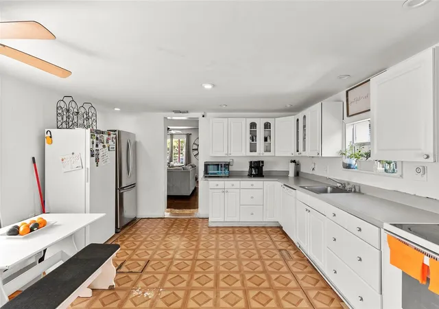 Photo 3 of Single family home for sale at 3334 Ave J Nw, Winter Haven, FL 33881 | MLS# TB8531913 | Listing updated on 2026-09-03
