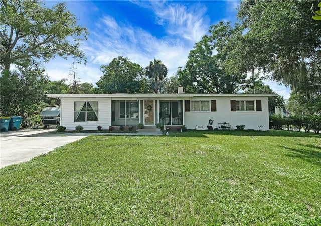 Photo 1 of Single family home for sale at 114 Park Ave, Fruitland Park, FL 34731 | MLS# G5115436 | Listing updated on 2026-08-27