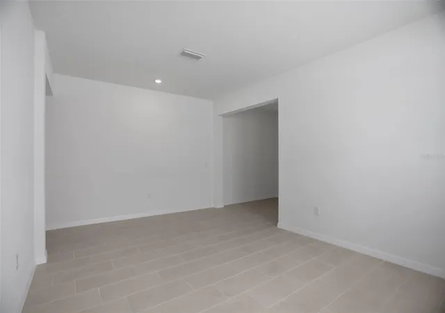 4th image of 17584 Valleywood Pkwy, Land O Lakes, FL 34638 | MLS# G5115437