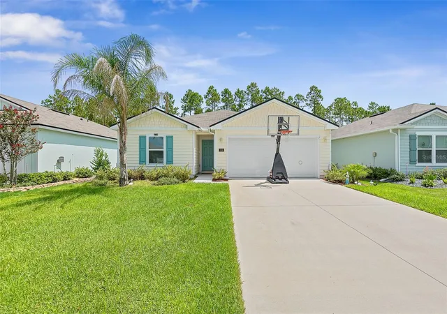 Photo 3 of Single family home for sale at 118 Hulett Woods Rd, Palm Coast, FL 32137 | MLS# FC320154 | Listing updated on 2026-10-20