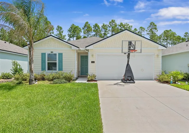 Photo 3 of Single family home for sale at 118 Hulett Woods Rd, Palm Coast, FL 32137 | MLS# FC320154 | Listing updated on 2026-10-20