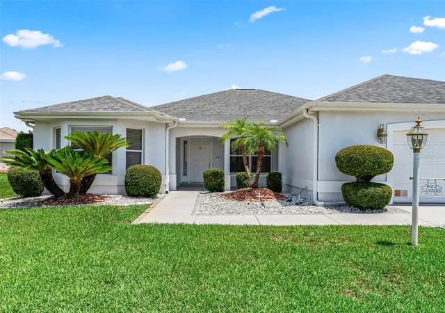 2nd image of 823 San Salvador Dr, Lady Lake, FL 32159 | MLS# G5115443
