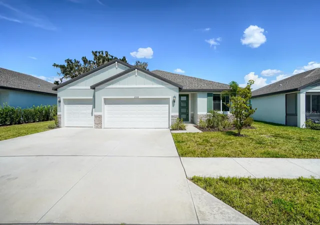 Photo 1 of Single family home for sale at 2332 Citrus Bloom Dr, Bartow, FL 33830 | MLS# TB8531952 | Listing updated on 2026-08-21