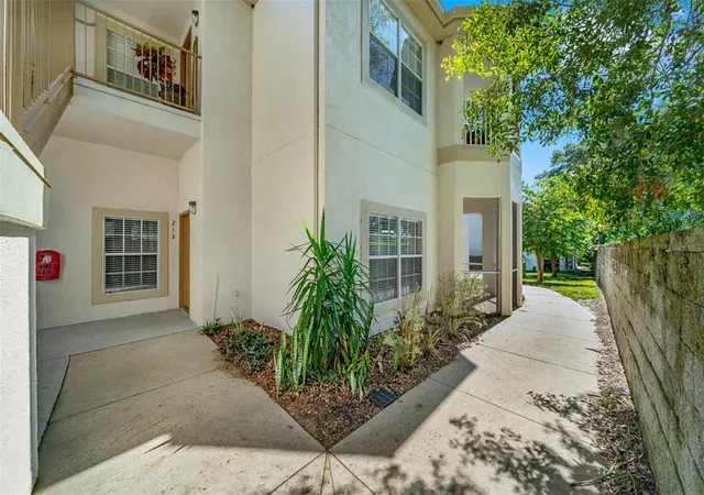 2nd image of 970 N Spring Garden Ave #212, Deland, FL 32720 | MLS# V4950346