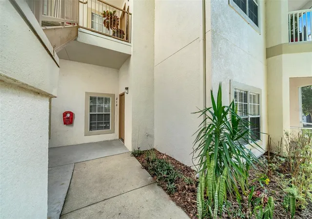3rd image of 970 N Spring Garden Ave #212, Deland, FL 32720 | MLS# V4950346