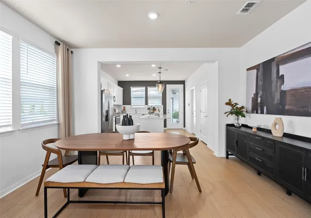 Photo 5 of Townhouse for sale at 6355 Argent Wood Dr, Winter Garden, FL 34787 | MLS# O6427512 | Listing updated on 2026-07-23