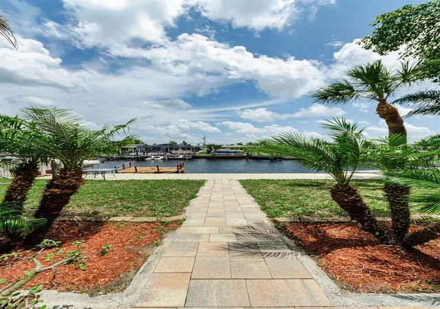 Photo 2 of Single family home for sale at 4946 Blue Heron Dr, New Port Richey, FL 34652 | MLS# TB8531963 | Listing updated on 2026-09-01