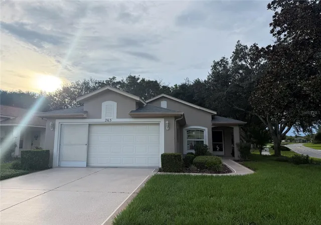 Photo 1 of Single family home for sale at 265 Ctr Oak Cir, Spring Hill, FL 34609 | MLS# TB8531972 | Listing updated on 2026-09-24