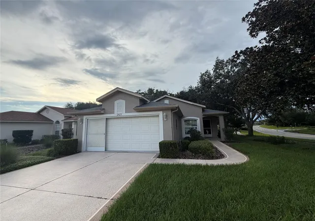 Photo 2 of Single family home for sale at 265 Ctr Oak Cir, Spring Hill, FL 34609 | MLS# TB8531972 | Listing updated on 2026-09-24
