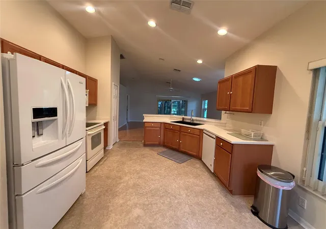Photo 4 of Single family home for sale at 265 Ctr Oak Cir, Spring Hill, FL 34609 | MLS# TB8531972 | Listing updated on 2026-09-24