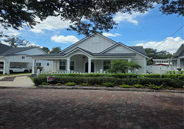 Photo 1 of Single family home for sale at 3016 N Massachusetts Ave, Tampa, FL 33603 | MLS# TB8531976 | Listing updated on 2026-09-26