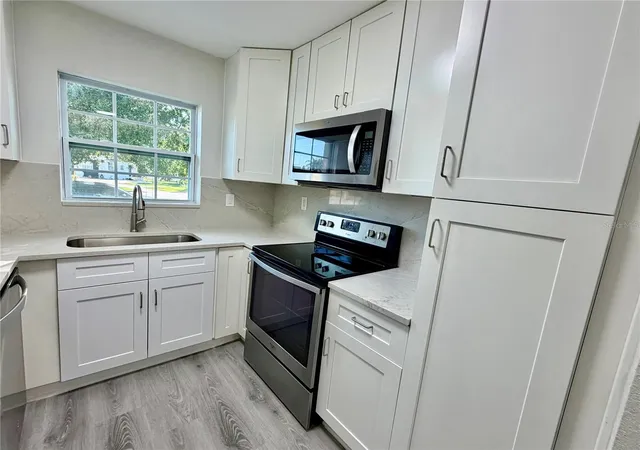 Photo 3 of Single family home for sale at 706 Romano Ave, Orlando, FL 32807 | MLS# S5154270 | Listing updated on 2026-08-13
