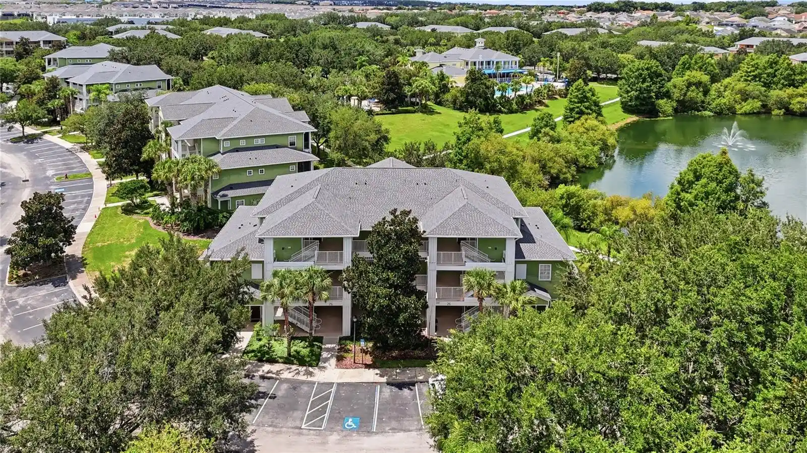 Listing Photo 1 - Condo for sale in 1106 Gran Bahama Blvd located at 1106 Gran Bahama Blvd, DAVENPORT, FL 33897 - Unit #1106