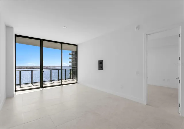 Listing Photo 4 - Condo for sale in building located at 3015 S Ysabella Ave, Tampa, FL 33629 - Unit #2603