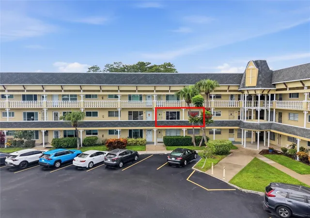 Photo 1 of Condo for sale at 2458 Florentine Way #34, Clearwater, FL 33763 | MLS# TB8532008 | Listing updated on 2026-07-31