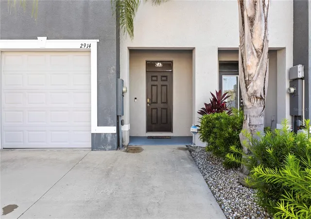 3rd image of 2914 Suncoast Blend Dr, Odessa, FL 33556 | MLS# TB8532015