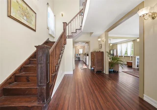 3rd image of 812 Sanford Ave, Sanford, FL 32771 | MLS# O6427553