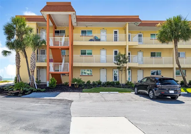 2nd image of 9000 Blind Pass Rd #B114, Sarasota, FL 34242 | MLS# A4700837