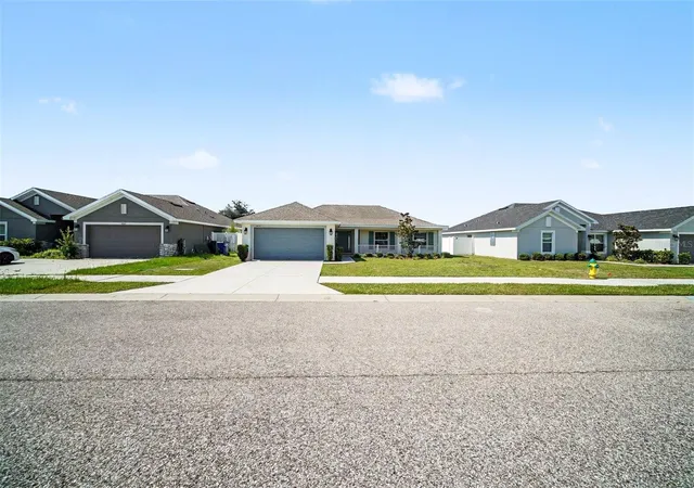 Photo 3 of Single family home for sale at 16253 Vine Cliff Ave, Hudson, FL 34667 | MLS# TB8532018 | Listing updated on 2026-10-01