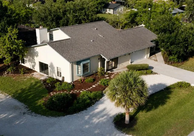 Photo 1 of Single family home for sale at 4841 Sunday Ct, Sarasota, FL 34235 | MLS# A4700839 | Listing updated on 2026-08-20