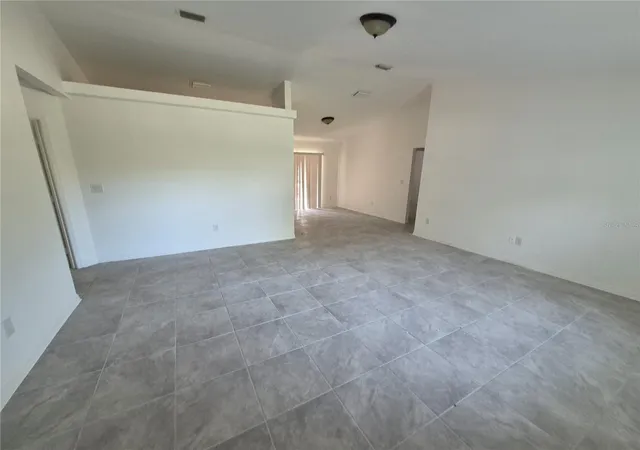 5th image of 1160 W Geneva Pl, Citrus Springs, FL 34434 | MLS# OM729046
