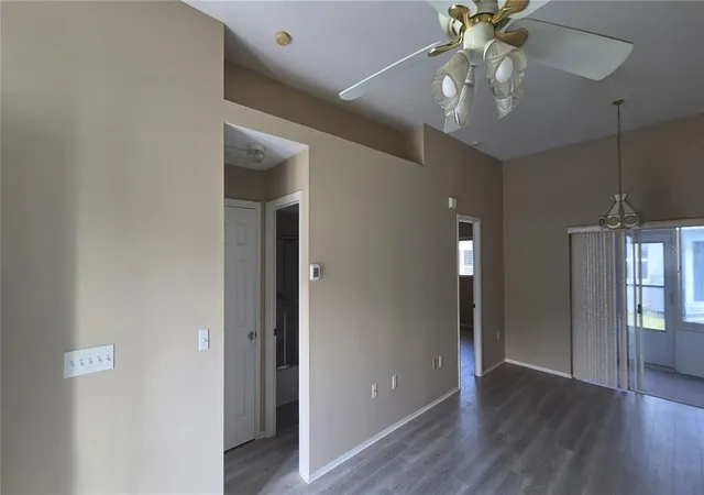 Photo 4 of House for sale at 4224 Avanti Cir, New Port Richey, FL 34655 | MLS# W7887918 | Listing updated on 2026-10-05