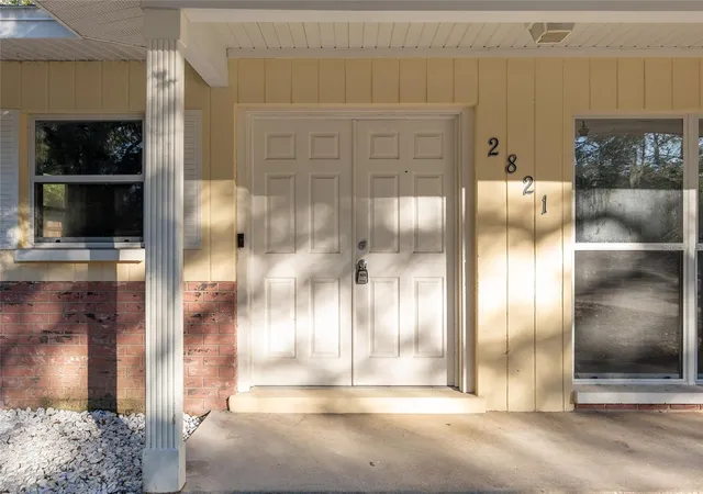 Photo 2 of Single family home for sale at 2821 NE 17th Terrace, Gainesville, FL 32609 | MLS# TB8532027 | Listing updated on 2026-09-04