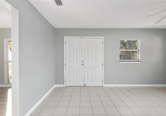 Photo 4 of Single family home for sale at 2821 NE 17th Terrace, Gainesville, FL 32609 | MLS# TB8532027 | Listing updated on 2026-09-04