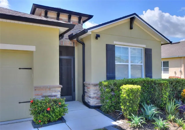 Photo 3 of Single family home for sale at 5852 Marsh Landing Dr, Winter Haven, FL 33881 | MLS# L4963732 | Listing updated on 2026-09-15