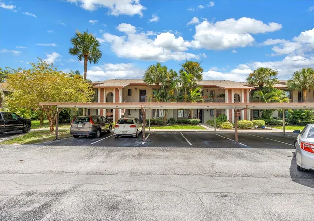 Photo 2 of Condo for sale at 723 83rd Avenue N #102, Saint Petersburg, FL 33702 | MLS# TB8532032 | Listing updated on 2026-07-27