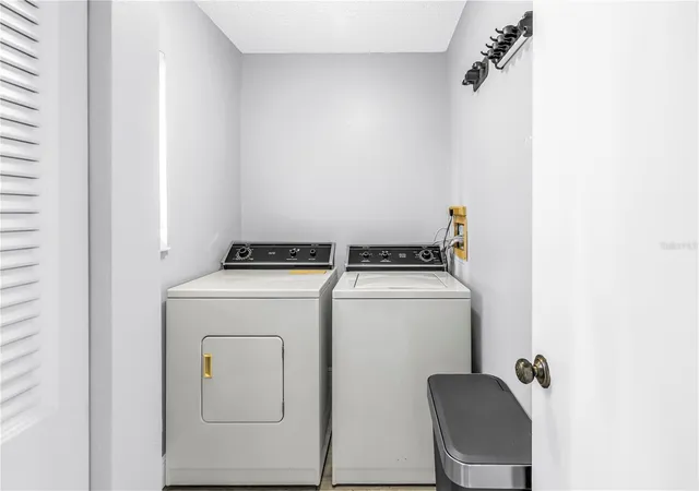 Listing Photo 5 - Condo for sale in building located at 723 83Rd Ave N, St. Petersburg, FL 33702 - Unit #102