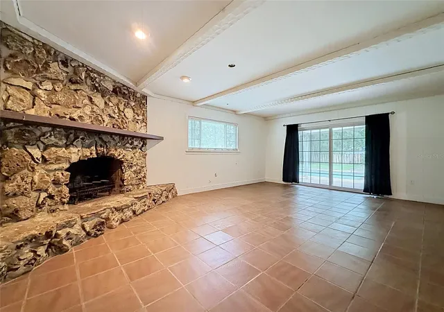 2nd image of 1809 Ne 6th St, Ocala, FL 34470 | MLS# OM729051