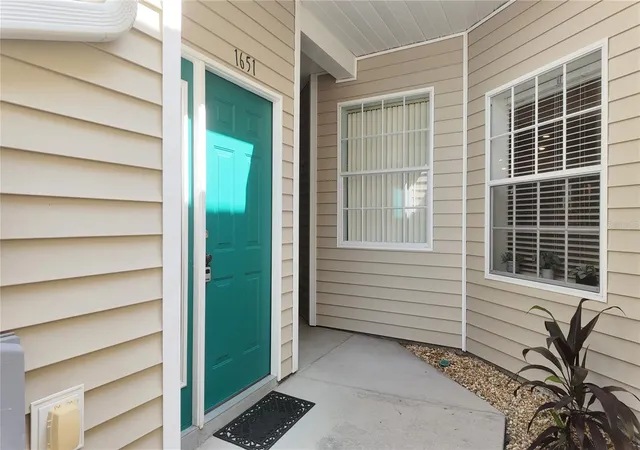 Photo 3 of Condo for sale at 1651 Hammocks Ave, Lutz, FL 33549 | MLS# TB8532038 | Listing updated on 2026-10-08