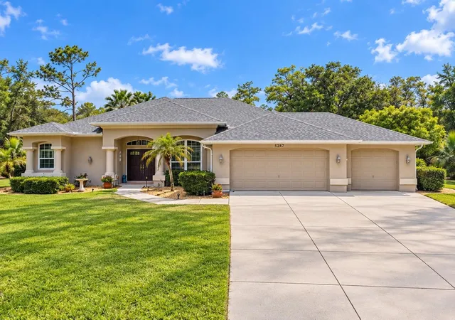 Photo 1 of Single family home for sale at 5287 Slater Rd, Spring Hill, FL 34608 | MLS# W7887920 | Listing updated on 2026-09-22