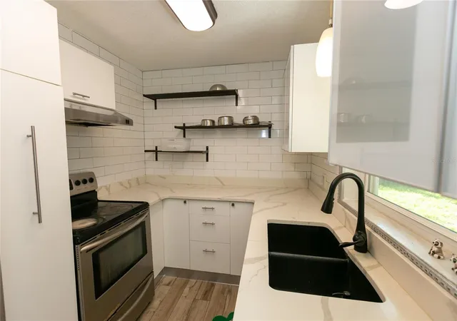 Photo 2 of Single family home for sale at 3562 Bougainvillea Dr, Winter Park, FL 32792 | MLS# O6427582 | Listing updated on 2026-09-13