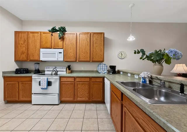 4th image of 400 Rum Run #404, Davenport, FL 33897 | MLS# S5154290