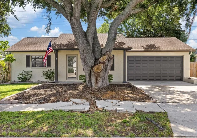 4th image of 1310 Mandarin Dr, Holiday, FL 34691 | MLS# TB8532098